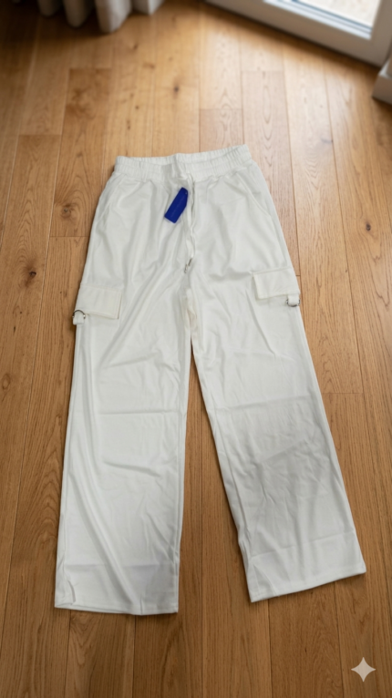 PANTALON DAMA CON BOLSA TIPO CARGO