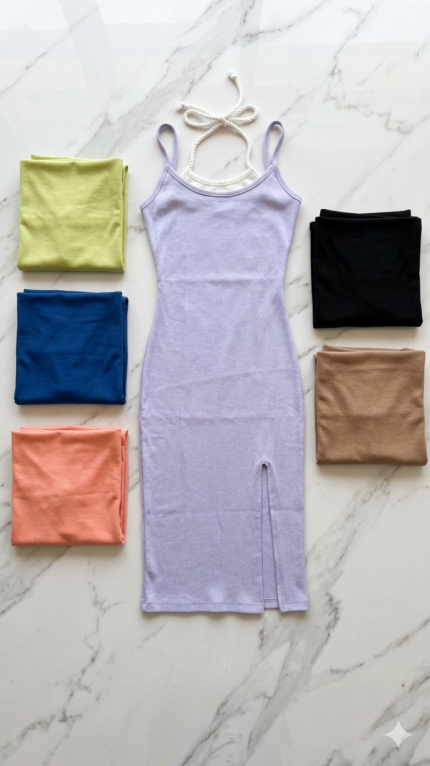 VESTIDO LARGO DE DAMA CON AVERTURA EN LA PARTE DE ABAJO (1,K,1)